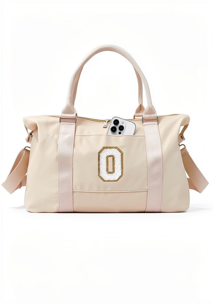 XSUIOY duffel bag showing interior pockets and zipper closure