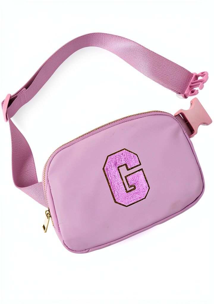 Gitus travel money belt being worn on a hiking trail